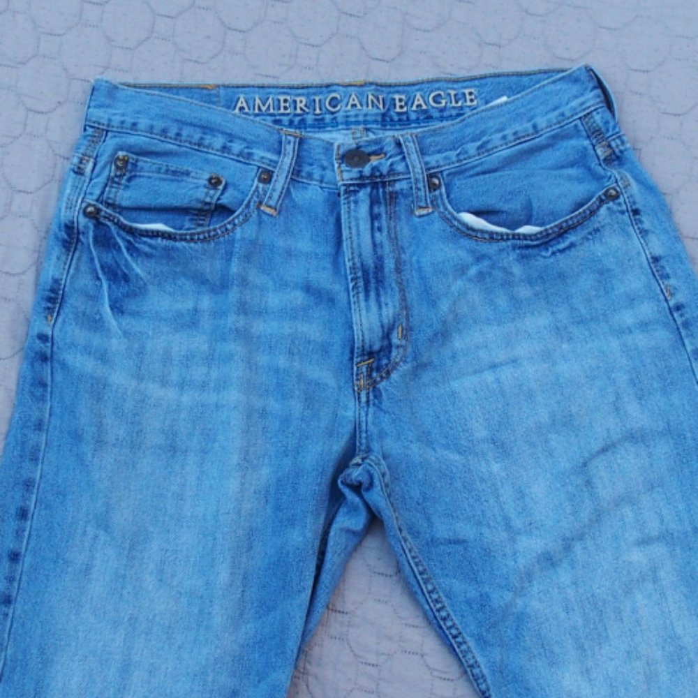 American Eagle Relaxed fit jean blue sz 31x30